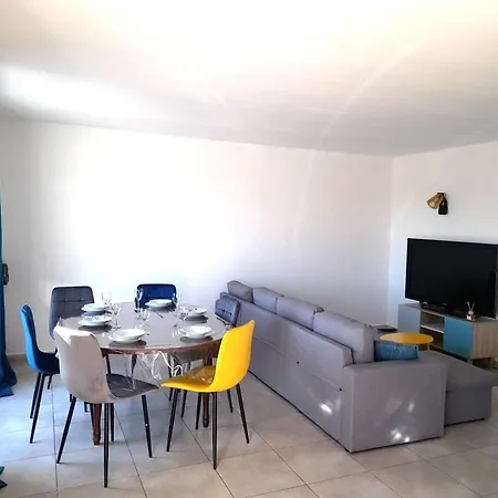 Cosy Et Terrasse Spacieuse Вик-ла-Гардьоль